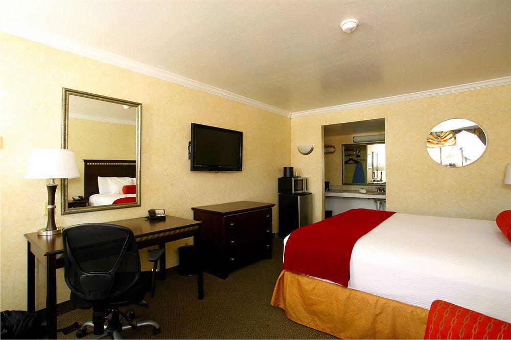 Hotel Tempe/Phoenix Airport Innsuites Hotel & Suites Exteriör bild