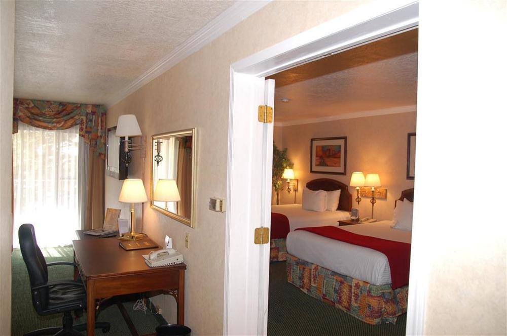 Hotel Tempe/Phoenix Airport Innsuites Hotel & Suites Rum bild