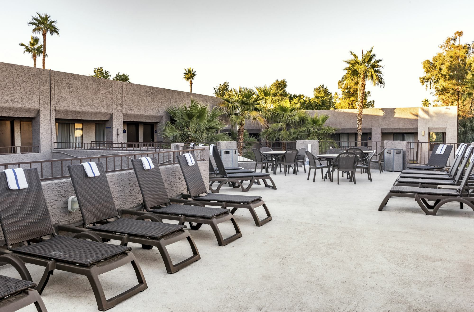 Hotel Tempe/Phoenix Airport Innsuites Hotel & Suites Exteriör bild